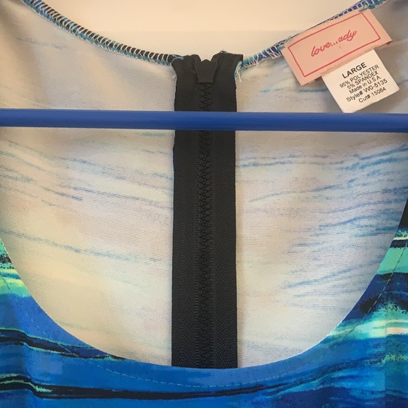 Mid length dress - Picture 4 of 6